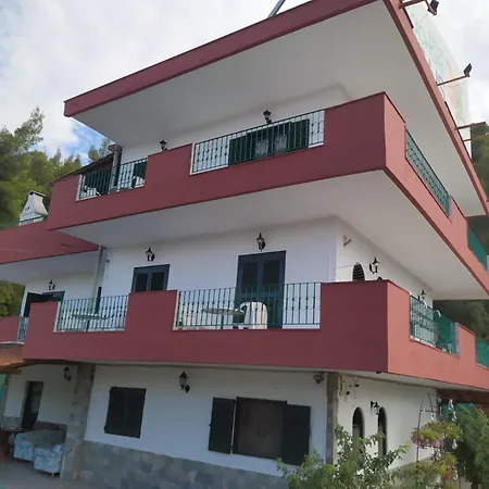 Thea Apartmens Polychrono