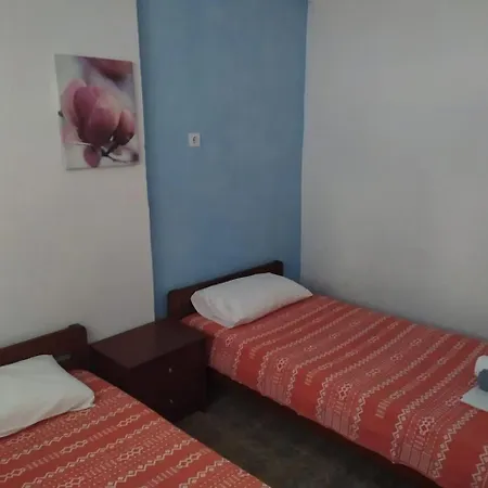 Thea Apartmens Apartment Polychrono