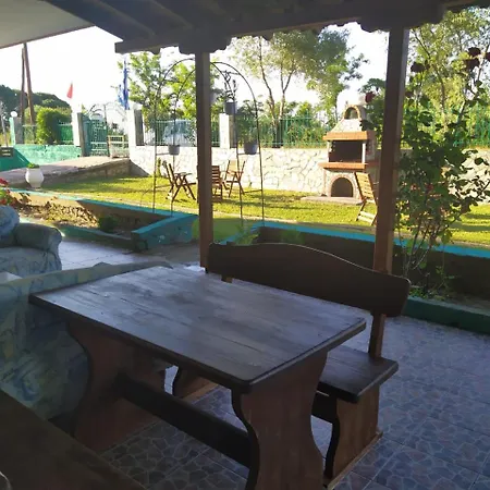 Thea Apartmens * Polychrono